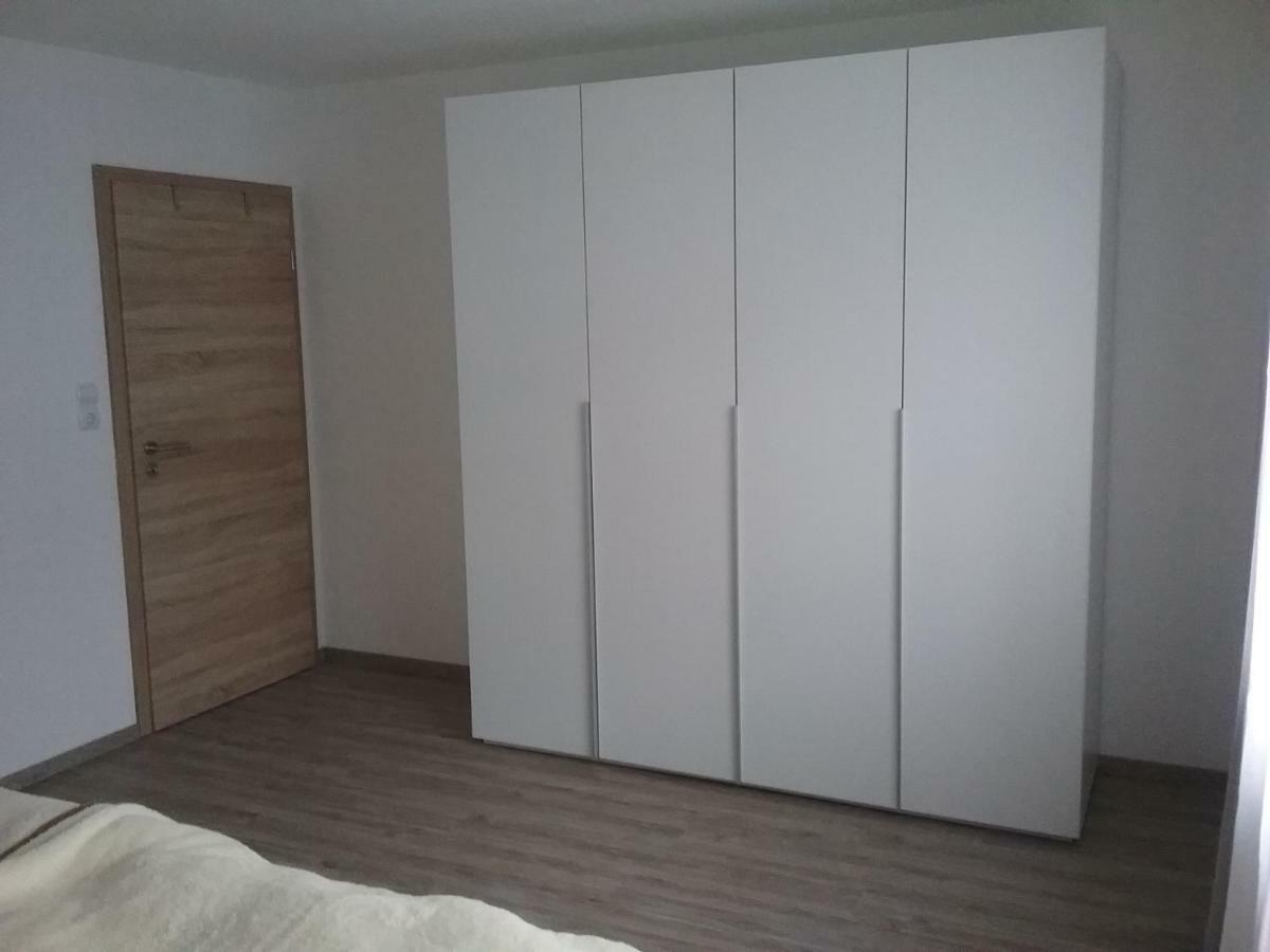 Ferienwohnung S-Bahn Naehe Schwaikheim Ngoại thất bức ảnh